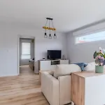 Apartment Large Terrace, Close To Europapark, Pets Ok *