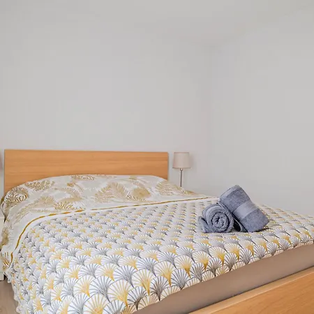 Apartment Large Terrace, Close To Europapark, Pets Ok *