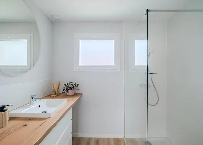 Large Terrace, Close To Europapark, Pets Ok * 후텐하임