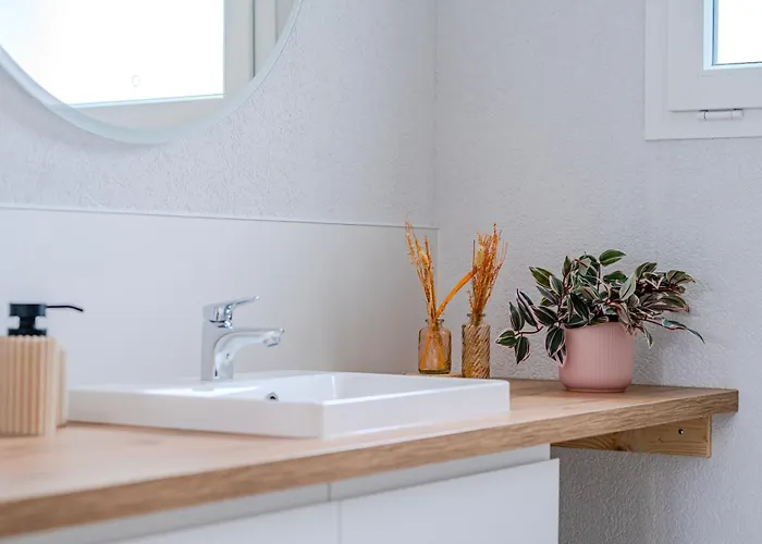 Large Terrace, Close To Europapark, Pets Ok 아파트 *